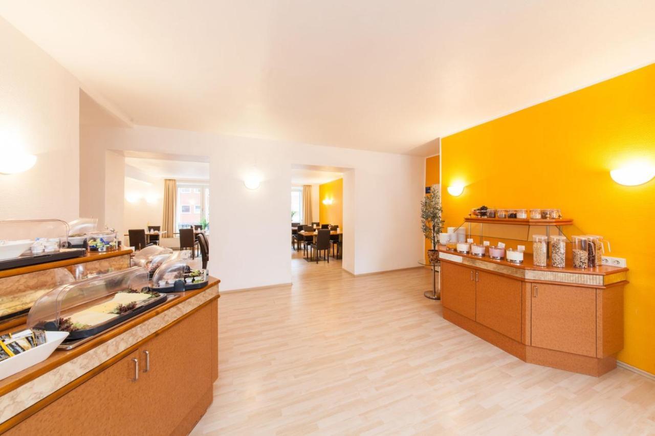 Hotel Antares Duesseldorf - Dusseldorf — Fotos 1